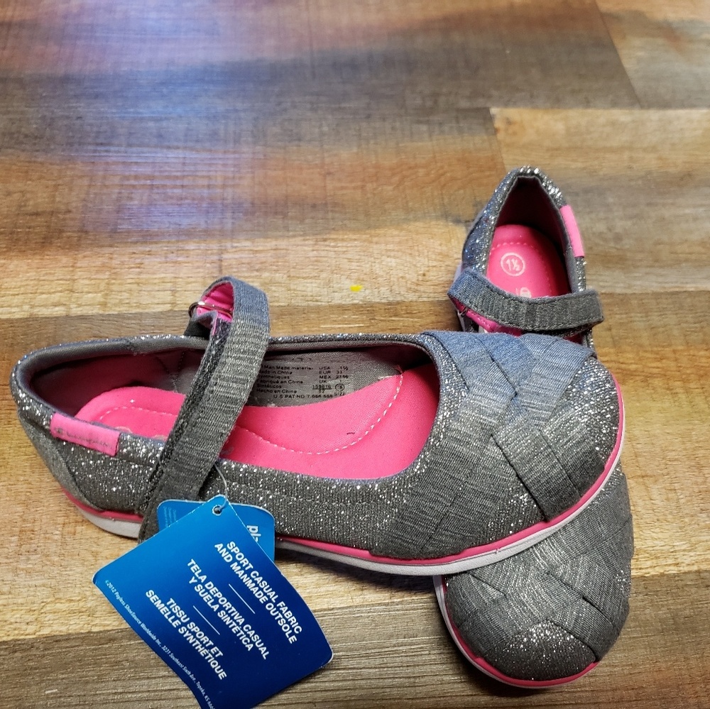 🆕️Champion Sassy Canvas Shoe